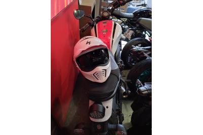 YAMAHA XSR 700 ABS
